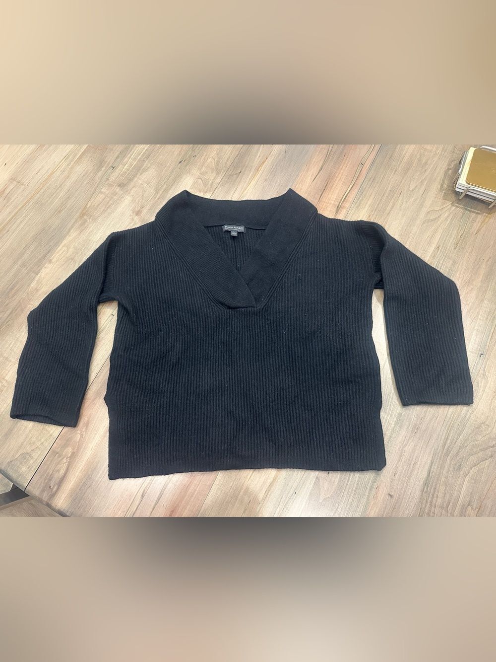 Banana Republic Large Black Ribbed Italian Wool‎ Cashmere V-Neck Women's Sweater